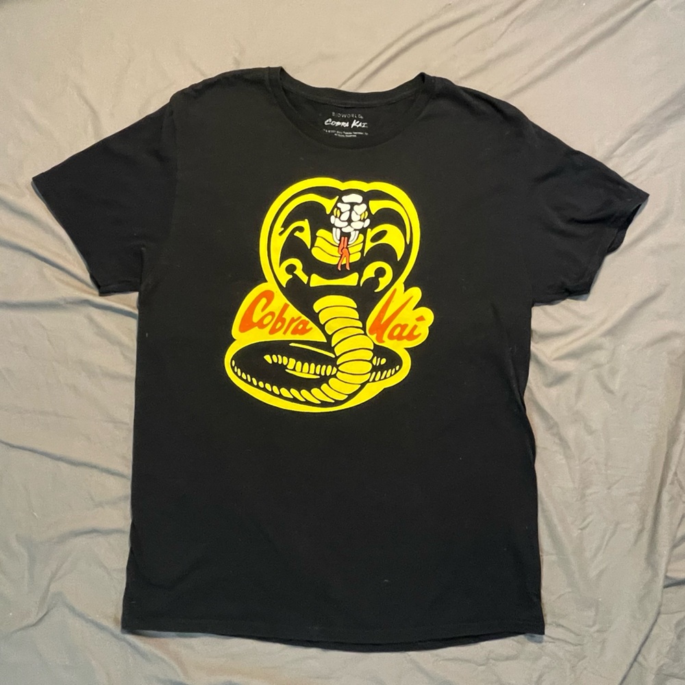 Bioworld Cobra Kai Graphic Tee New Large